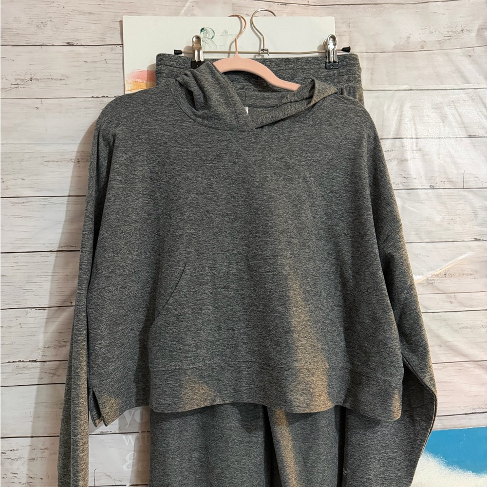 Fabletics Charcoal Gray Cloud Jersey Set - image 6